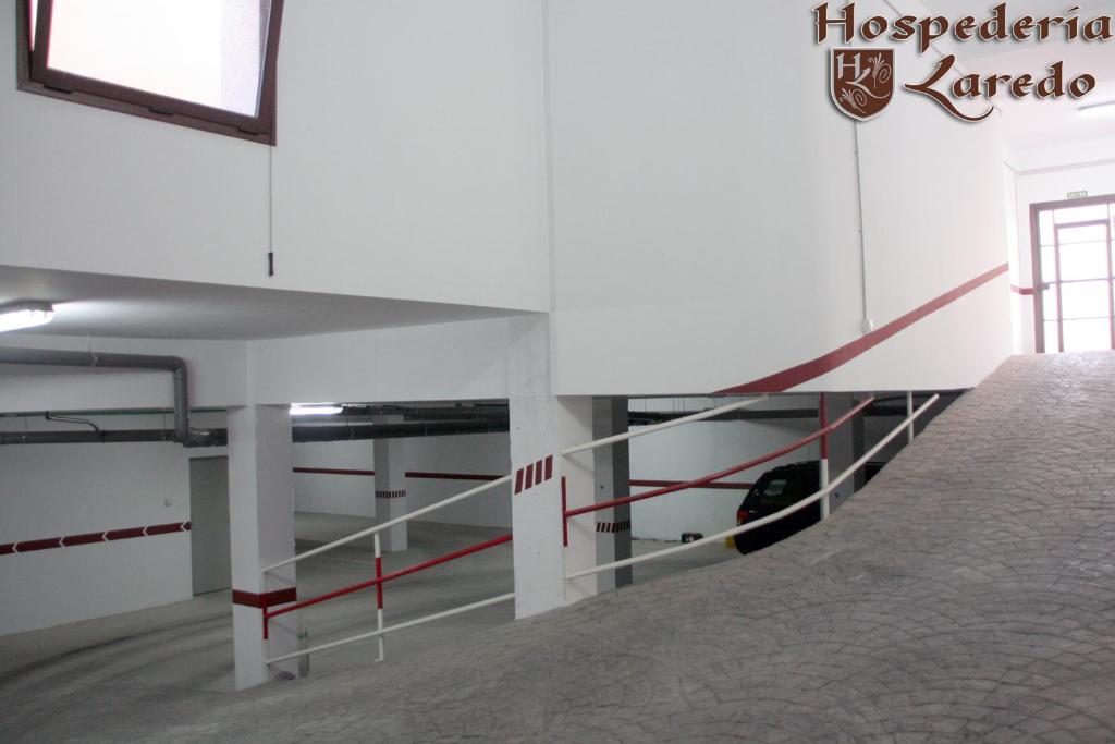 Hospederia Laredo La Carlota Exterior photo