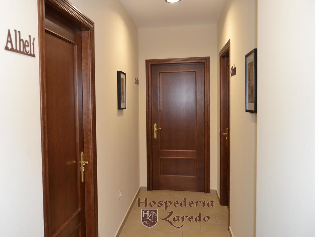 Hospederia Laredo La Carlota Exterior photo