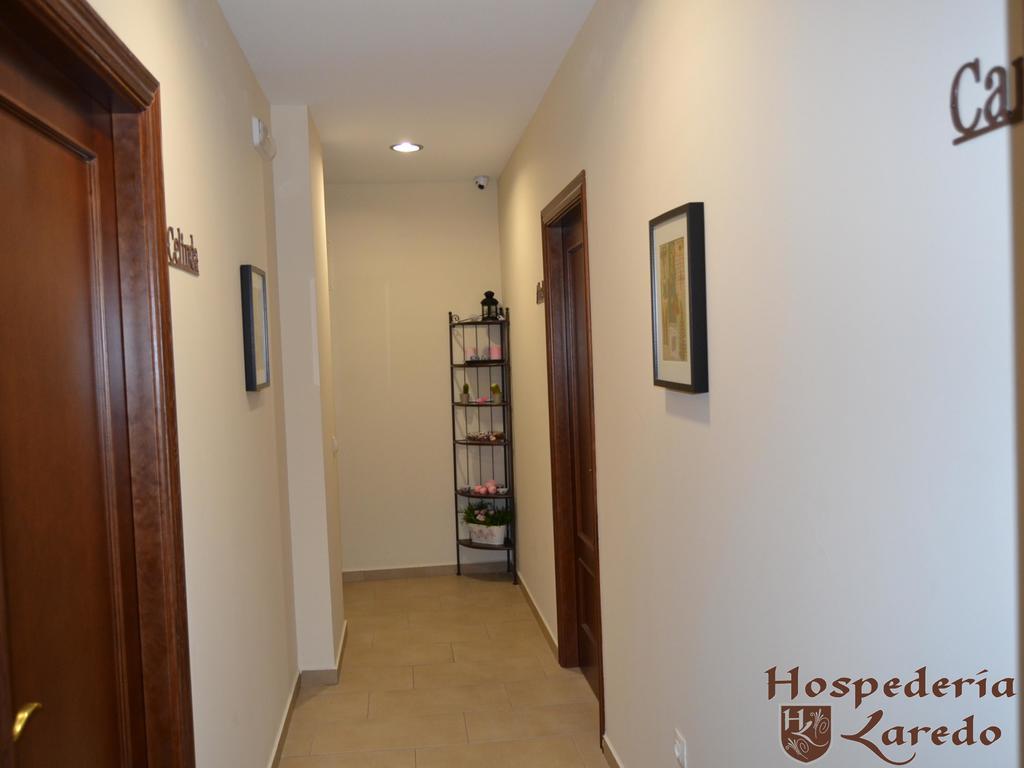 Hospederia Laredo La Carlota Exterior photo