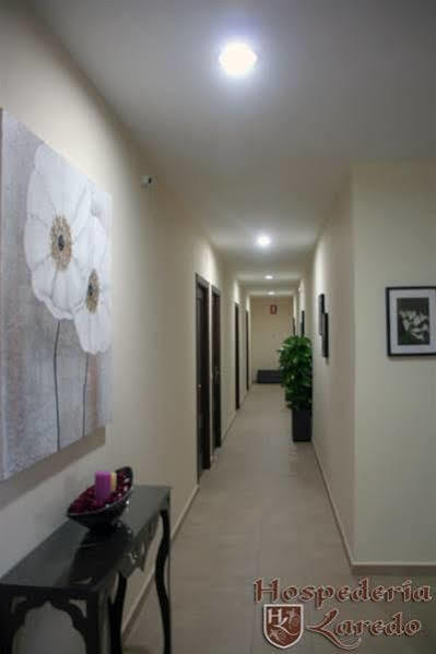 Hospederia Laredo La Carlota Exterior photo